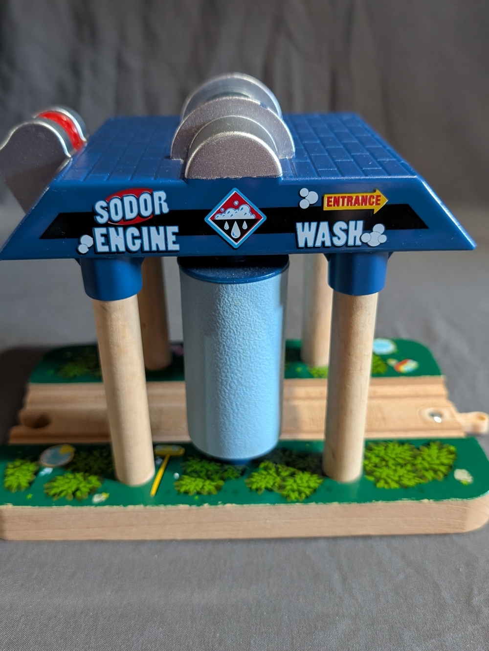 Thomas & Friends Wooden Railway Sodor Engine Wash Sounds Work 2010